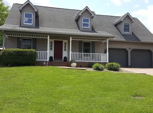 211 Brookview Dr, Evansville, IN 47711