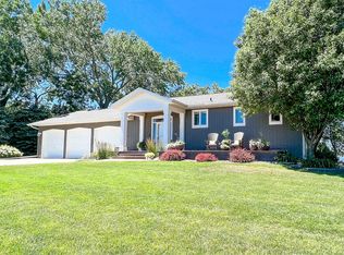 8940 W View Rd, Brookings, SD 57006