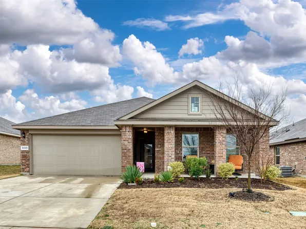 9445 Firedog Dr, Fort Worth, TX 76131