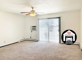 516 19th St SW #9, Jamestown, ND 58401