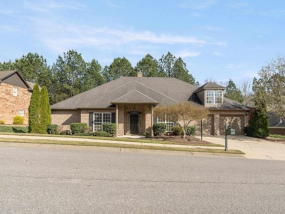 3rd image of 156 Scarlet Ln
