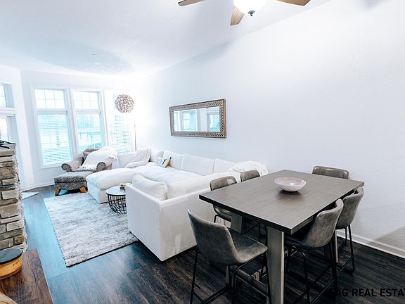 5th image of 2411 Lake Ave Unit 28