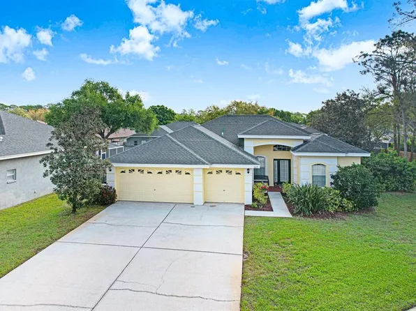 465 Knight Dr, Tarpon Springs, FL 34688
