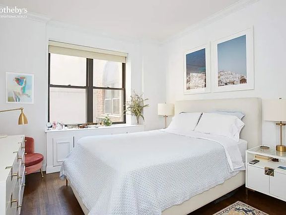 5th image of 7 Gramercy Park W #5A