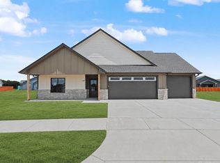 348 S Buckland St, Derby, KS 67037
