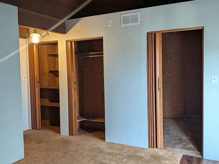 336 N Center St #1 — Photo 8