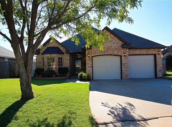 2nd image of 1716 NW 162nd Cir