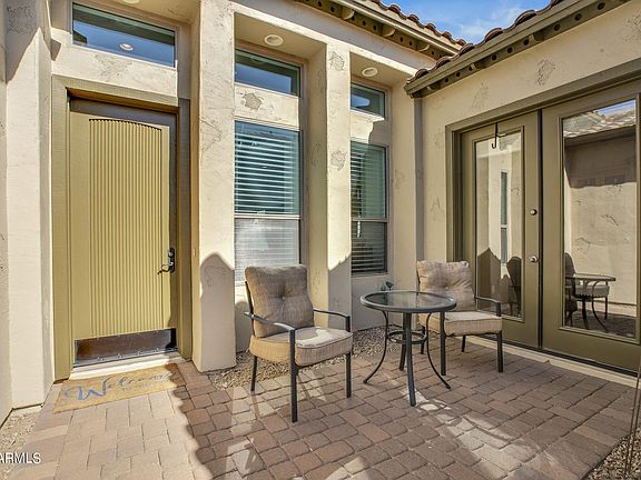 3rd image of 1224 E LUPINE Avenue