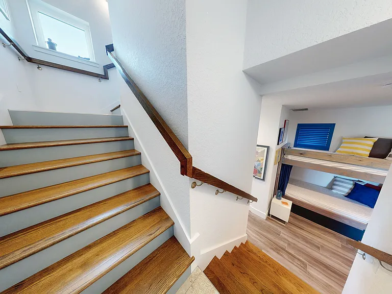 32-web-or-mls-901-sheepshead-ave_03132025