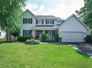 89 Crystal Ridge Dr, Crystal Lake, IL 60012