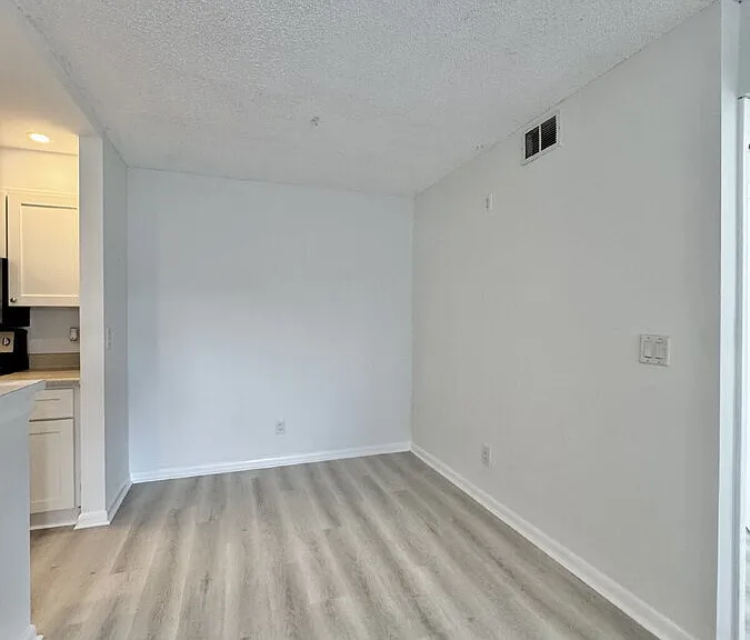150 Santa Clara Dr #5 — Photo 17