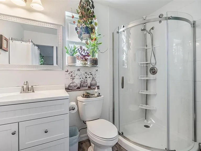 1265 Jade Pl — Photo 9