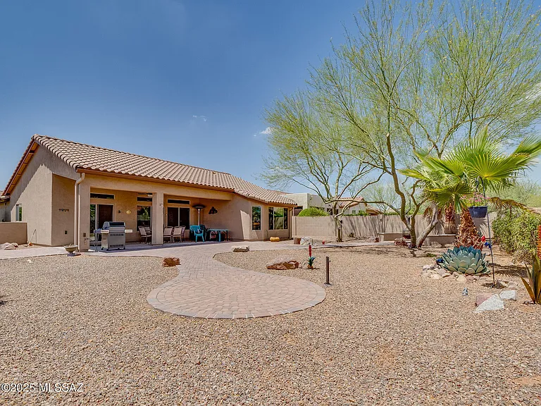 61736 E Oakwood Dr — Photo 21