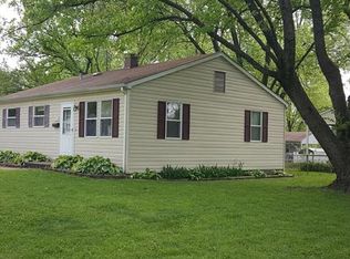 2450 Hawthorne Manor Dr, Florissant, MO
