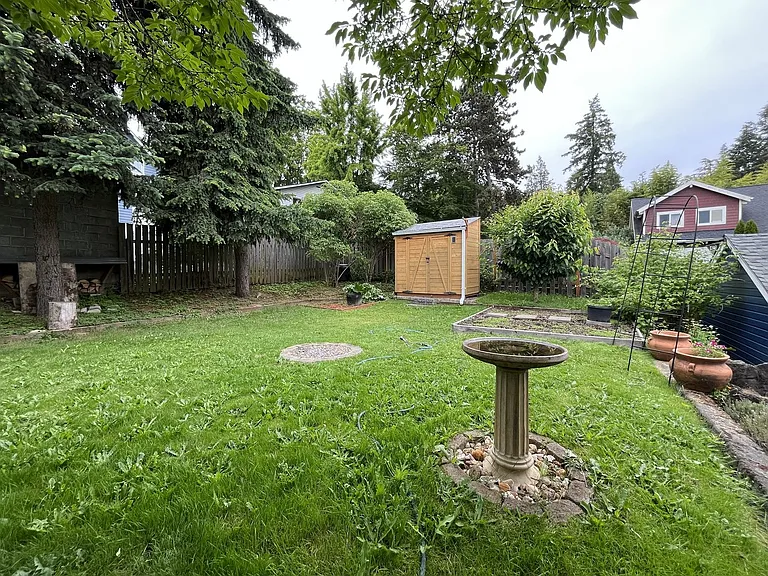 7311 SW 3rd Ave — Photo 36