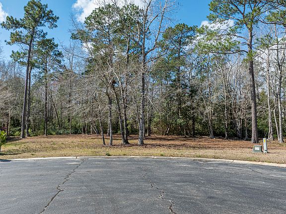 2nd image of 1827 Forbes Bay Lane SE