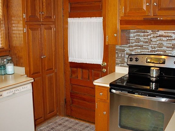 4th image of 6 Smedley St