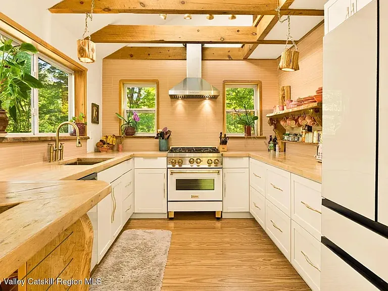 10 Kolb Rd — Photo 16