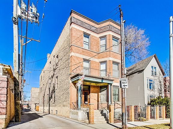 2nd image of 1530 W Edgewater Ave APT 1F
