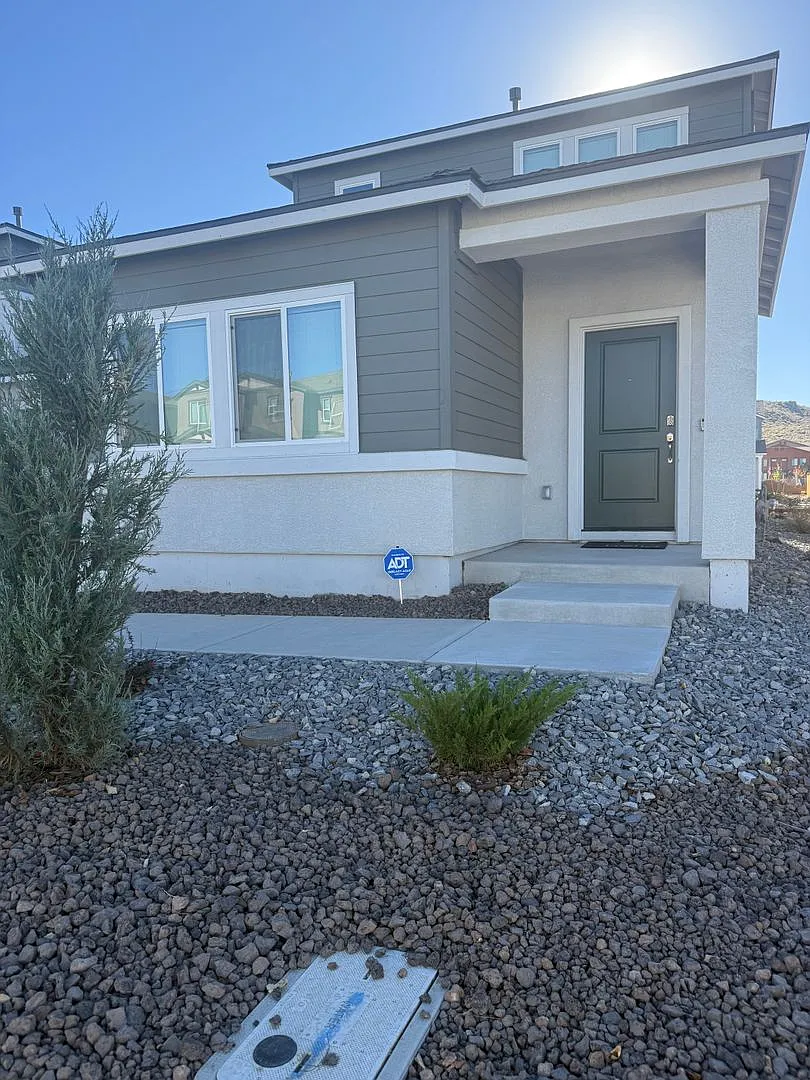 Newer 2-Story Townhome | 3BR + Downstairs Primary — Photo 1