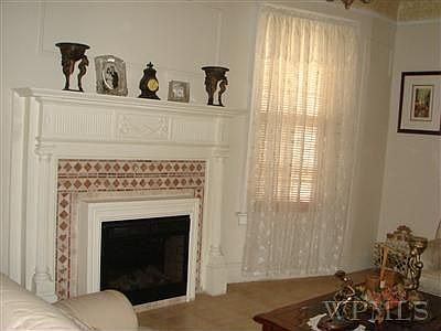 2nd image of 1046 Underhill Ave