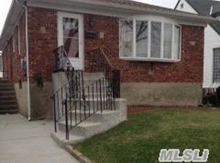 16222 96th St, Howard Beach, NY 11414