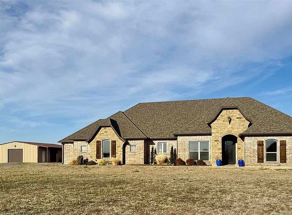 1st image of 7333 SW Pecan Meadow Dr