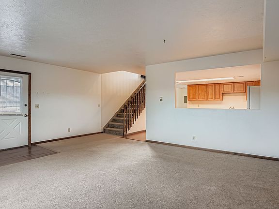 4th image of 1617 Salvia St #1