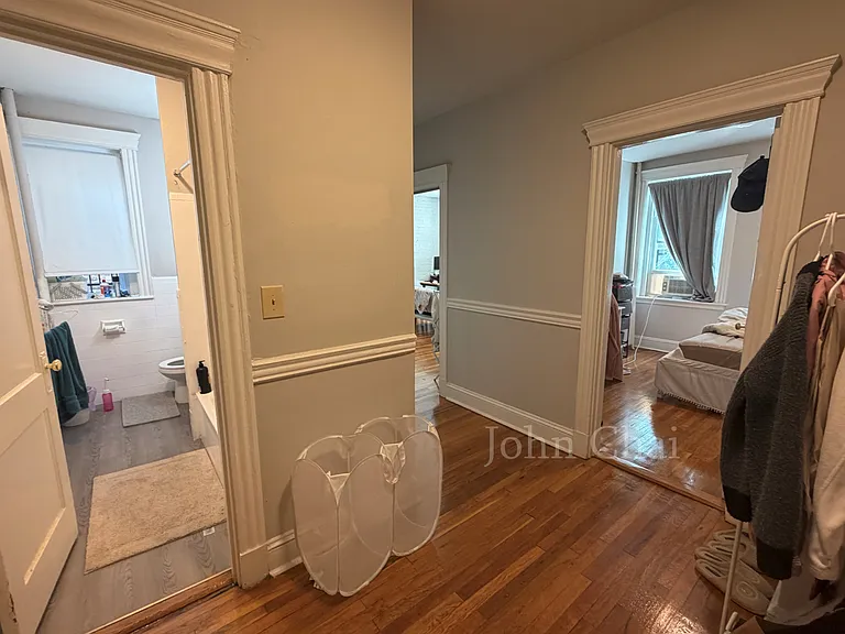376 Riverway #3 — Photo 17