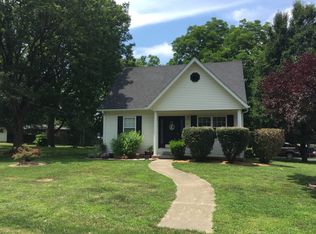 36 Grainey Dr, Glen Carbon, IL