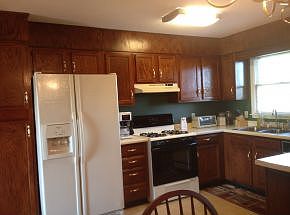 2nd image of 105 Fairway Dr