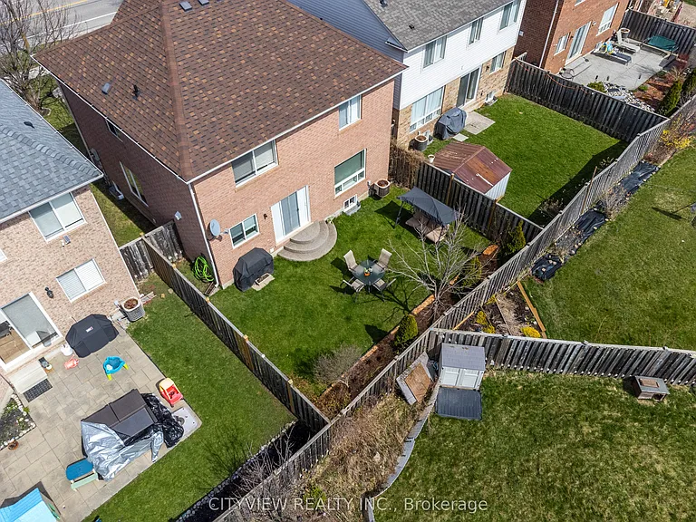 2330 Grand Oak Trl — Photo 40