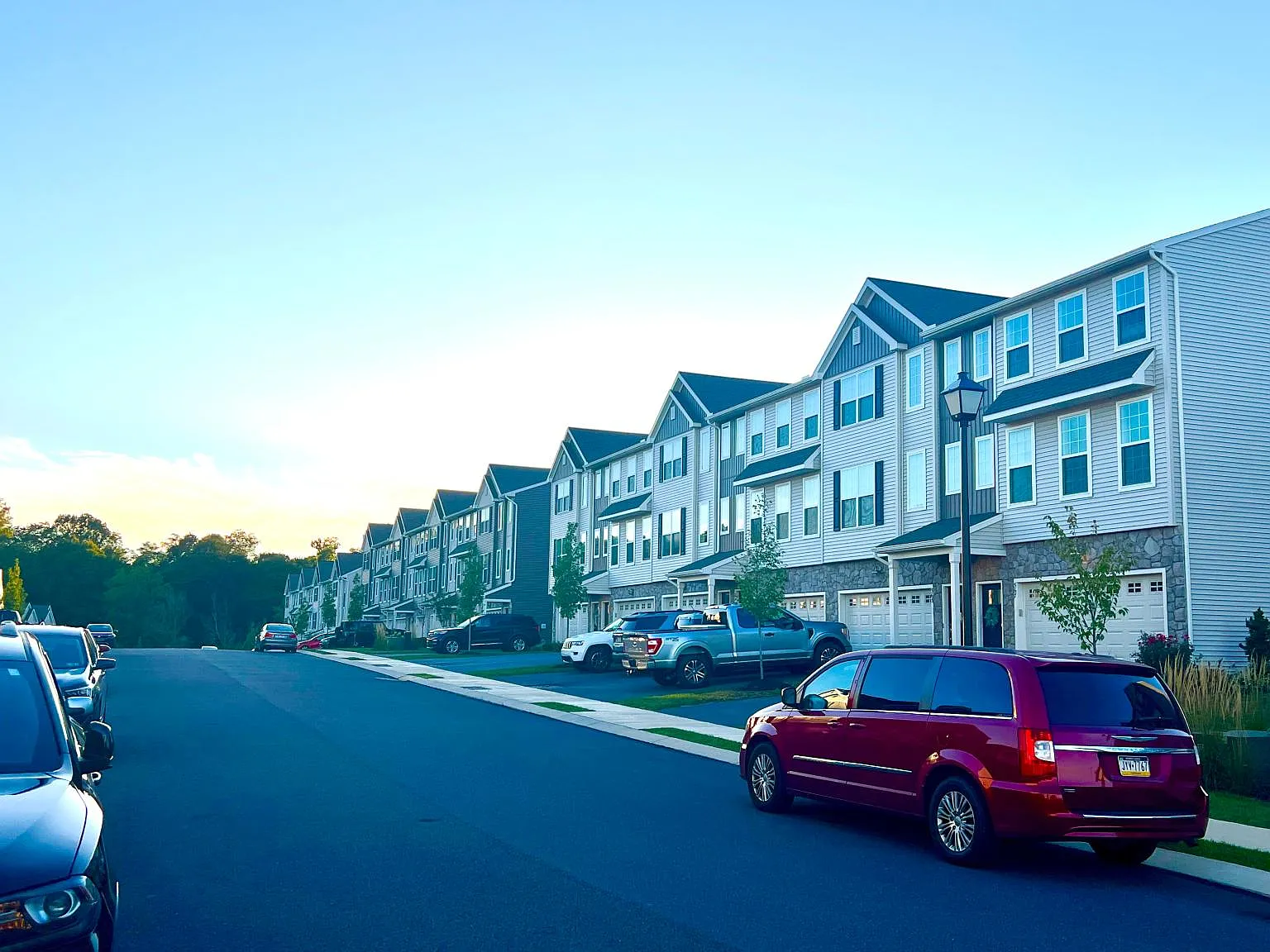 561 Brook Shire Ct — Photo 4
