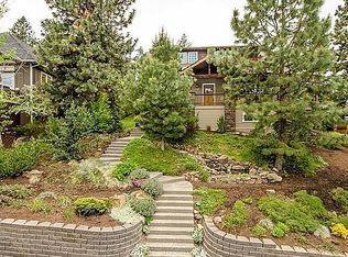 205 NW 17th St, Bend, OR 97701