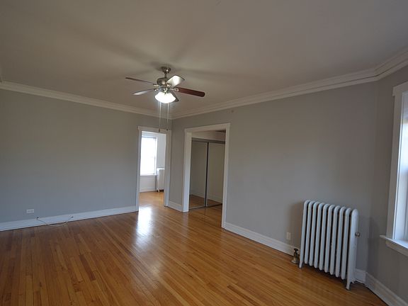 5th image of 2600 W Montrose Ave #44023