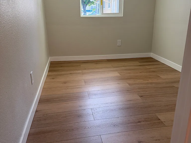472 Arleta Ave #B — Photo 10