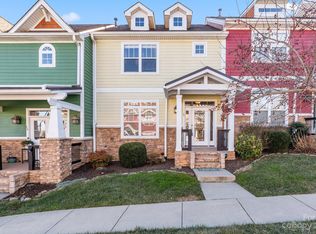 11 Walnut Springs Dr, Asheville, NC 28804