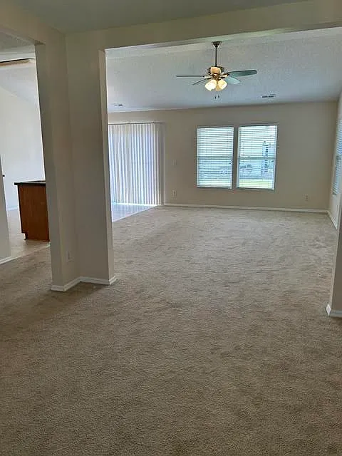 3 bed, $1,850 — Photo 3
