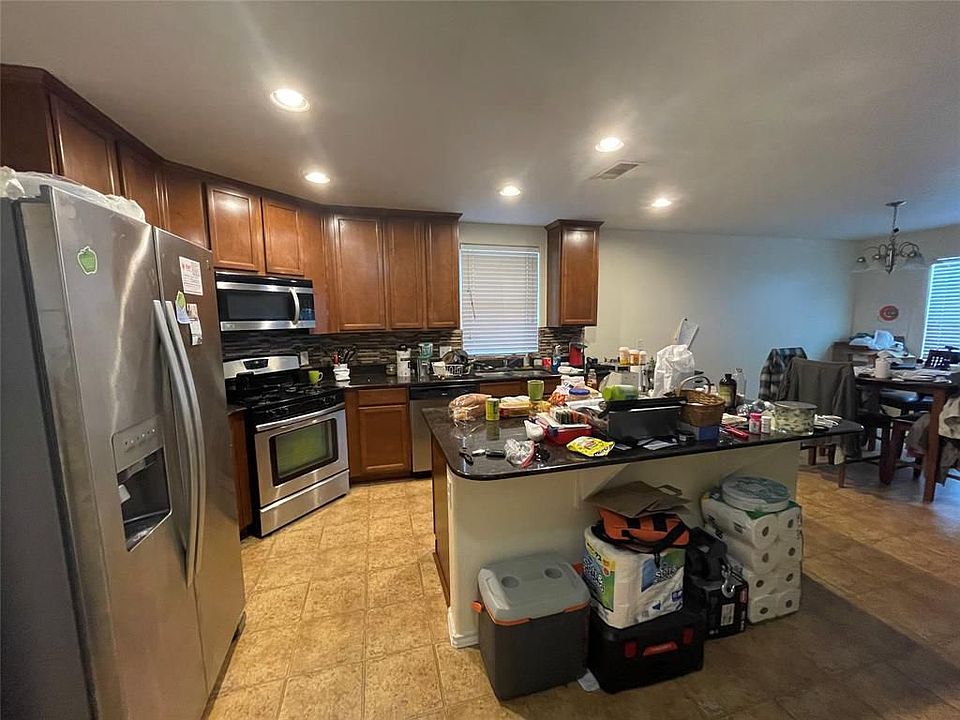 1st image of 5807 Camelia Evergreen Ln