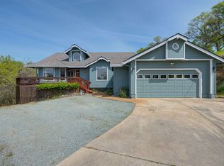 6977 Cassidy Rd, Valley Springs, CA 95252