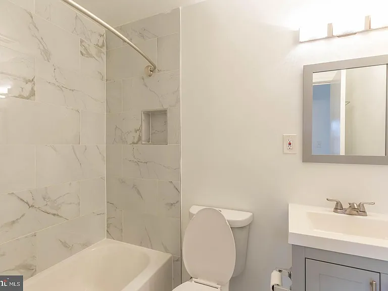 9311 Marycrest St — Photo 23
