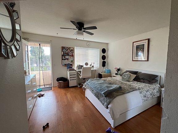 4th image of 1050 Scott St APT 5