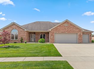 5229 Imperial Dr, Columbus, IN 47203