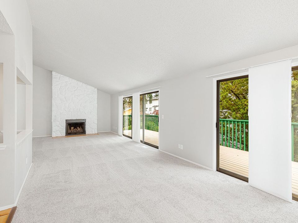 1st image of 12600 SE 30th St APT A