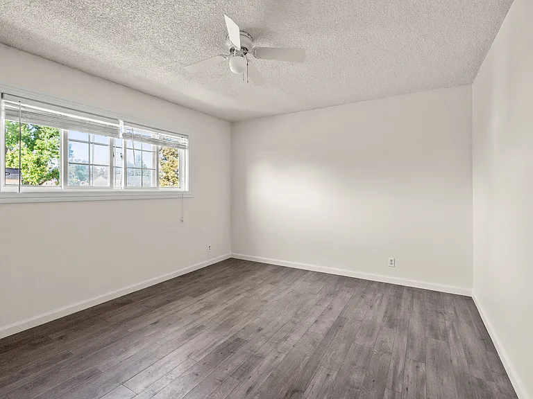 394 Don Giovanni Ct — Photo 8