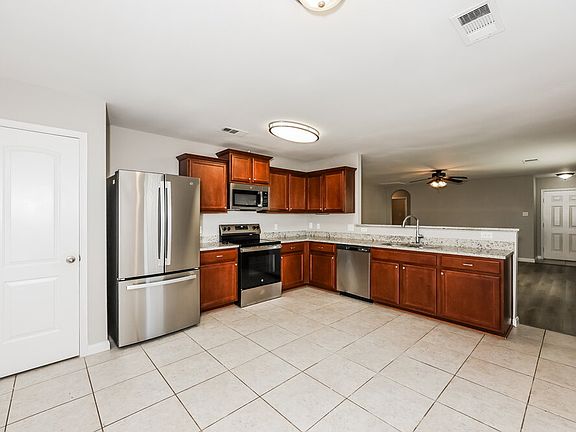 5th image of 4729 Cedar Springs Dr