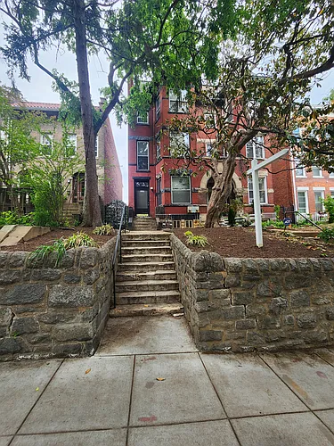 1225 Euclid St NW Photo 1