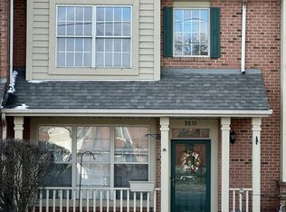 8832 5th St, Highland, IN 46322
