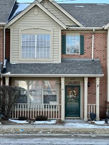 8832 5th St, Highland, IN, 46322