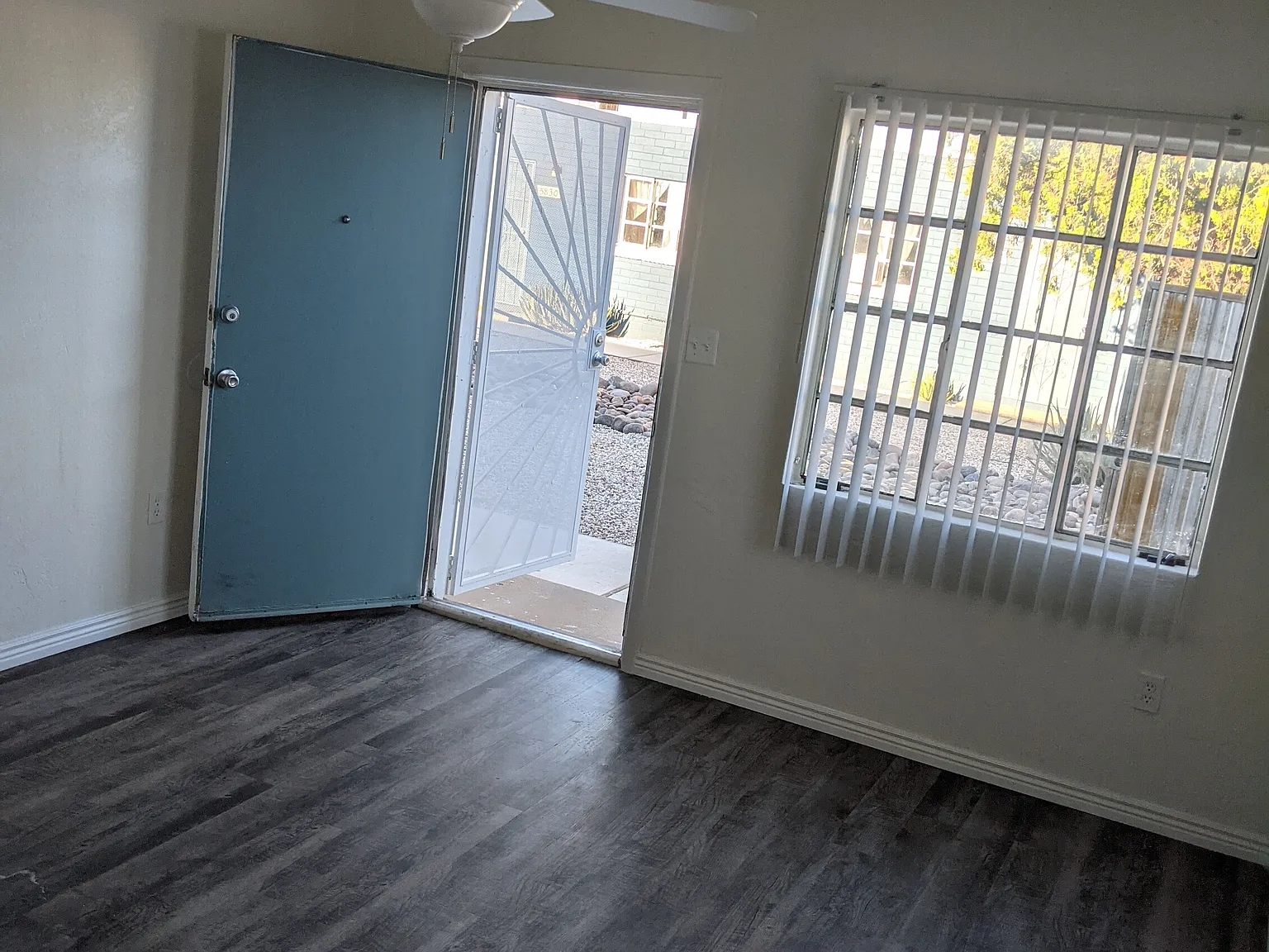 Villas at 5850 Apartments — Photo 4